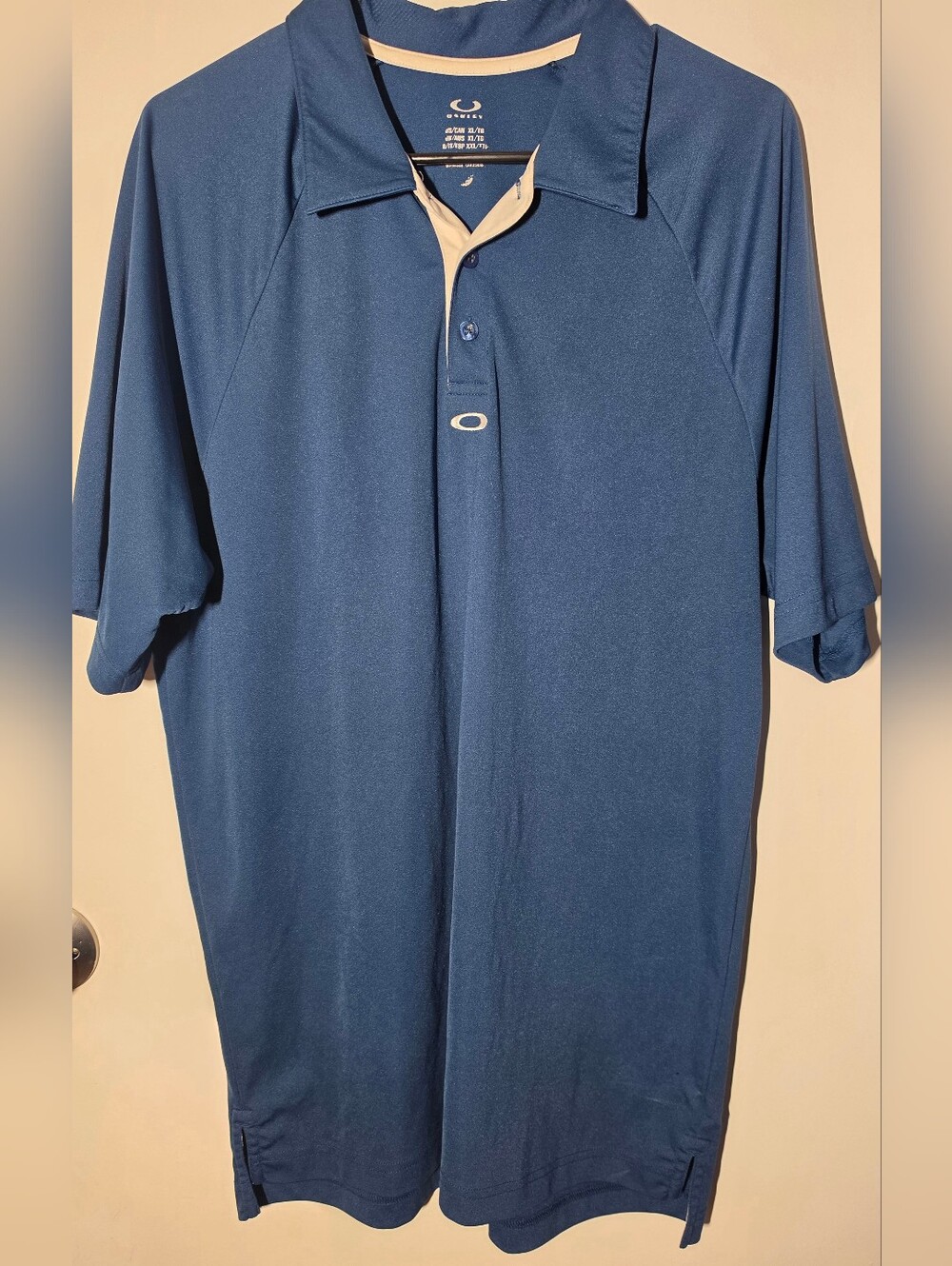 Oakley Men’s Short Sleeve Polo Shirt - Blue
